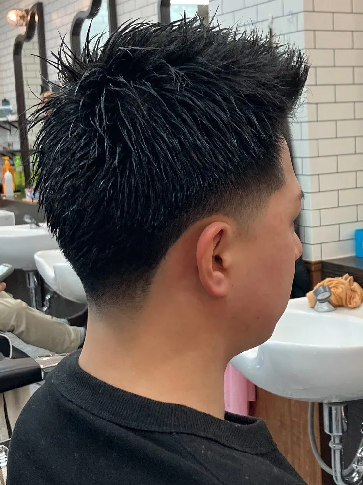 メンズヘアスタイルおまかせ下さい！