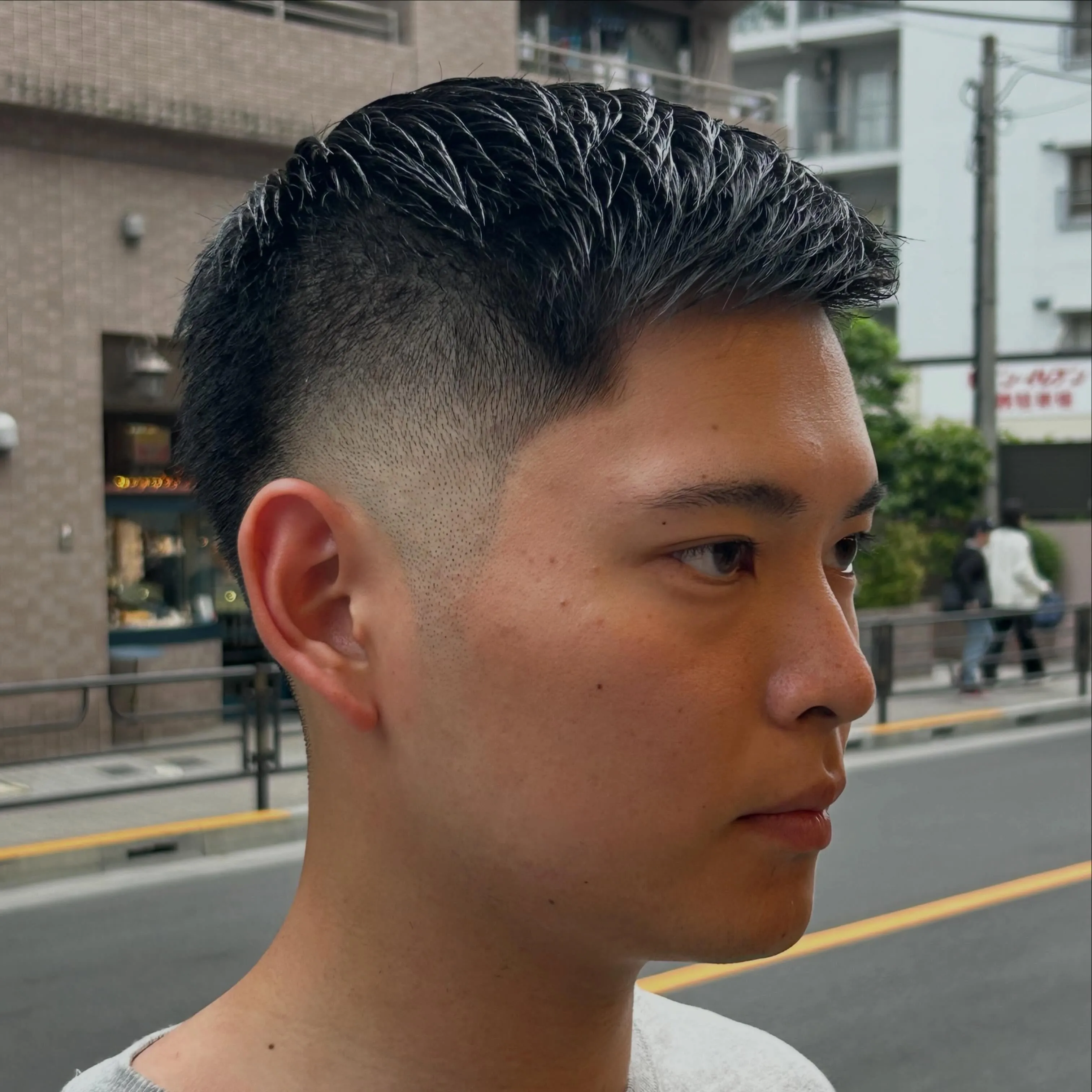 刈り上げ部分のメンテナンス感覚でも是非お越しください　是非ね